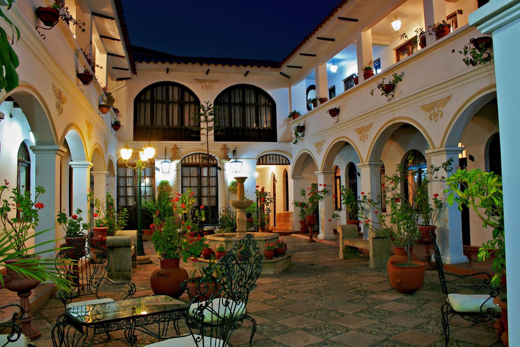 Hostal Sucre Exterior foto